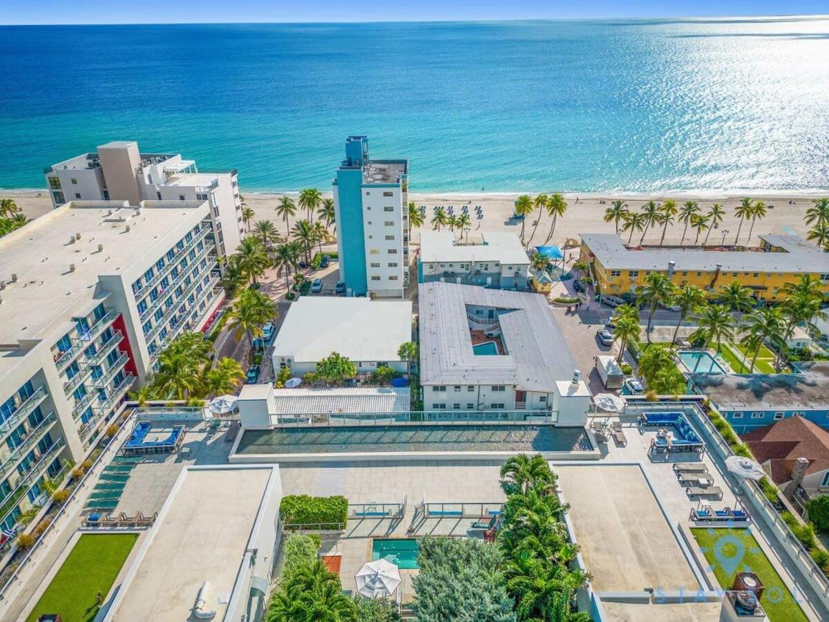 Rooftop Pool - Hollywood Beach Boardwalk Daire Dış mekan fotoğraf